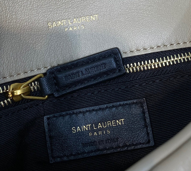 Amelia - YSL Bag - 2107