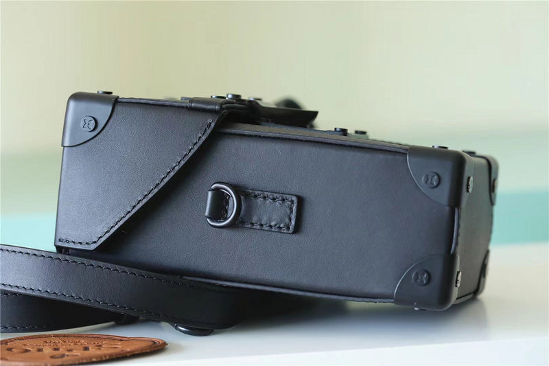 Fan Fashion Lu-Vi bags - 9960