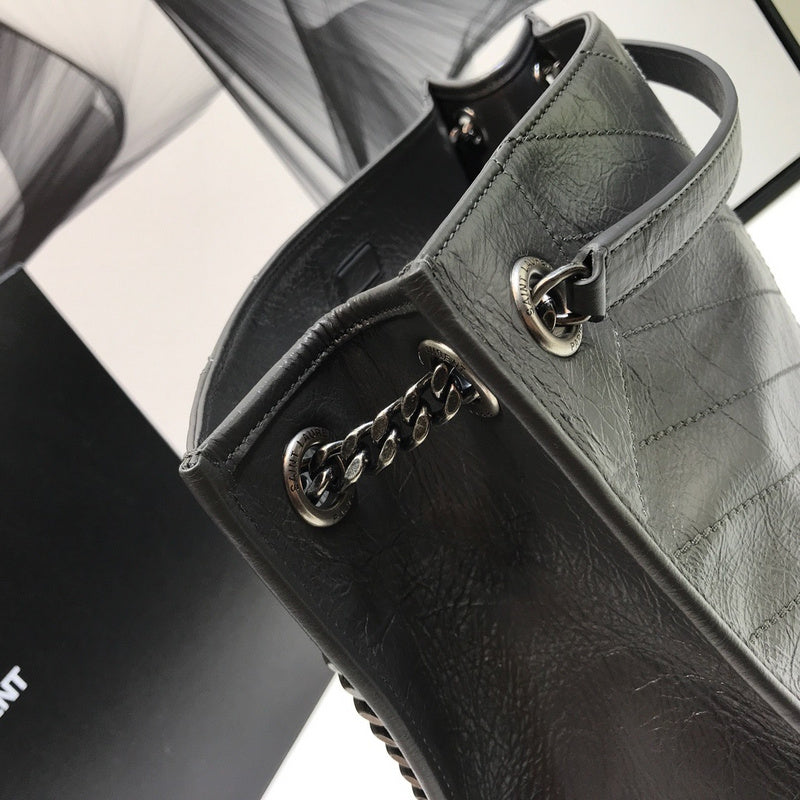 Amelia - YSL Bag - 2338