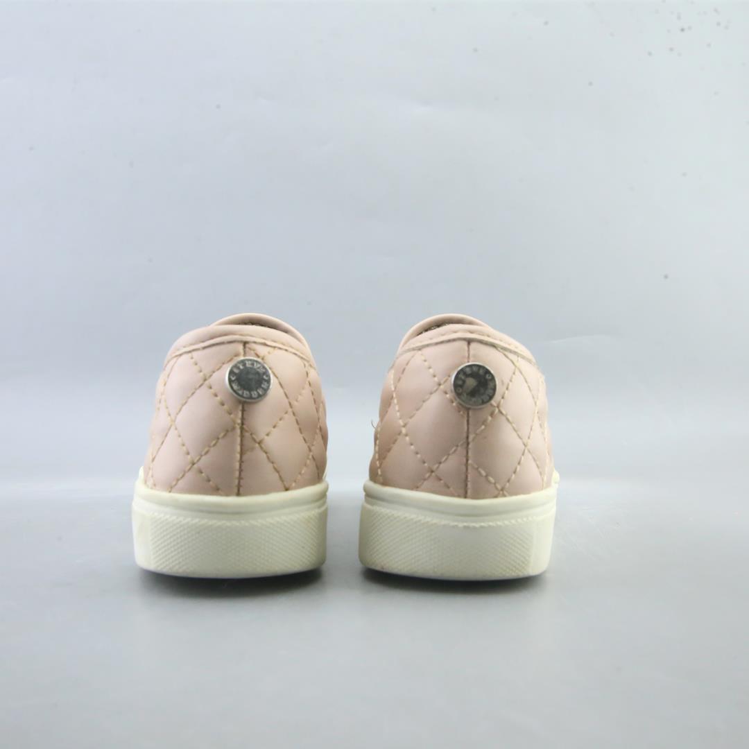 STEVE MADDEN ZAANDER