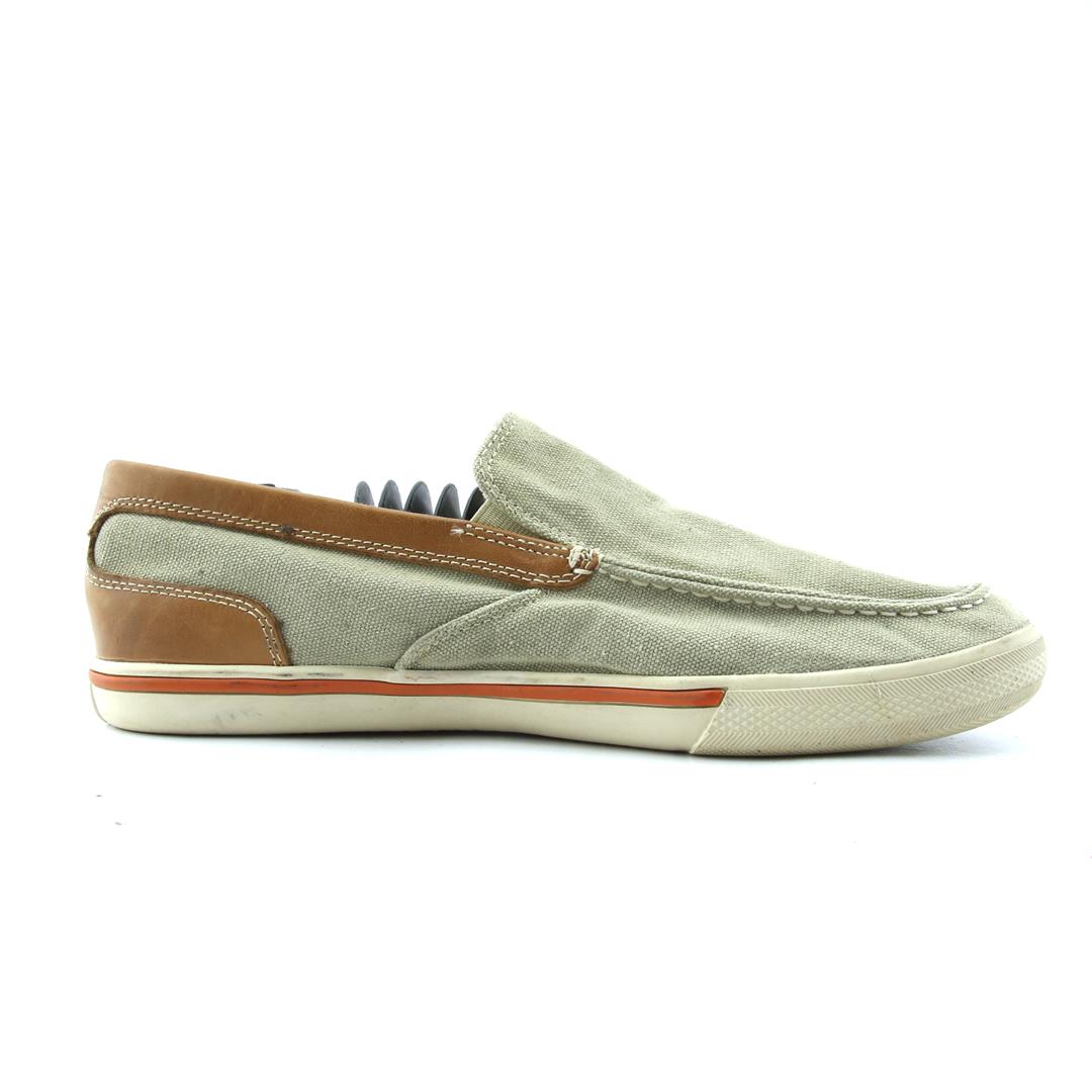 TOMMY BAHAMA .