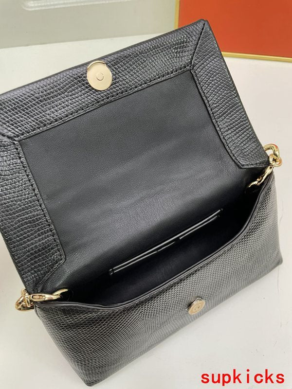 Amelia- Mix Wallets - 695