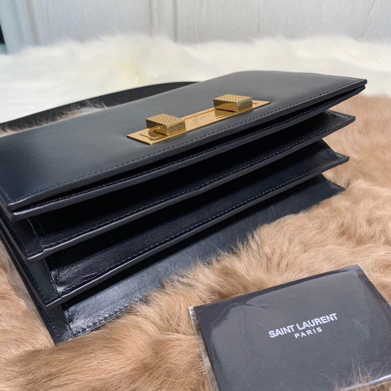 Amelia - YSL Bag - 3871