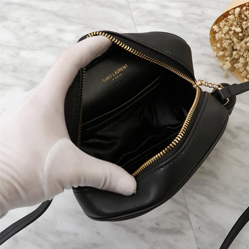 Amelia - YSL Bag - 2560