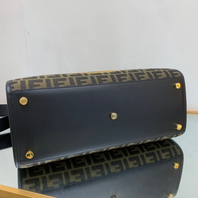 Amelia's Bag Gallery - VAR Bags - 238