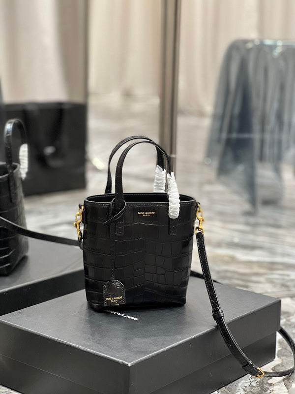 Amelia - YSL Bag - 3893