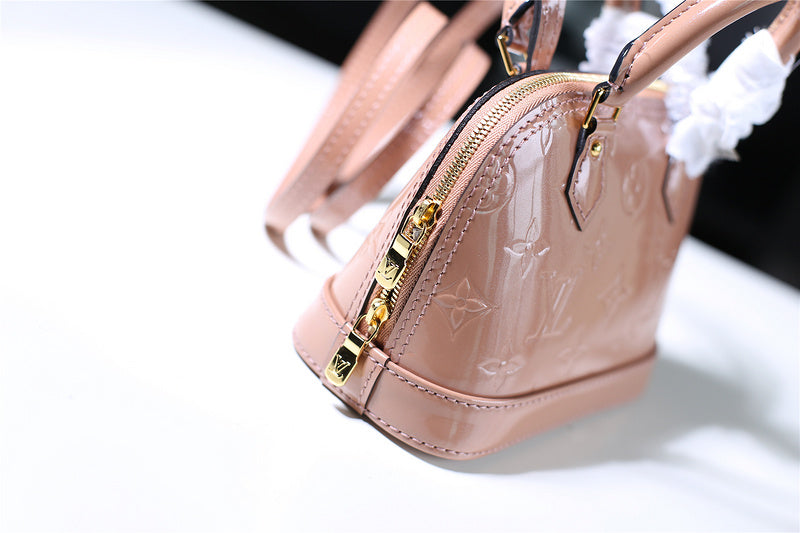 Amelia - LOV Lady Bags - 1921