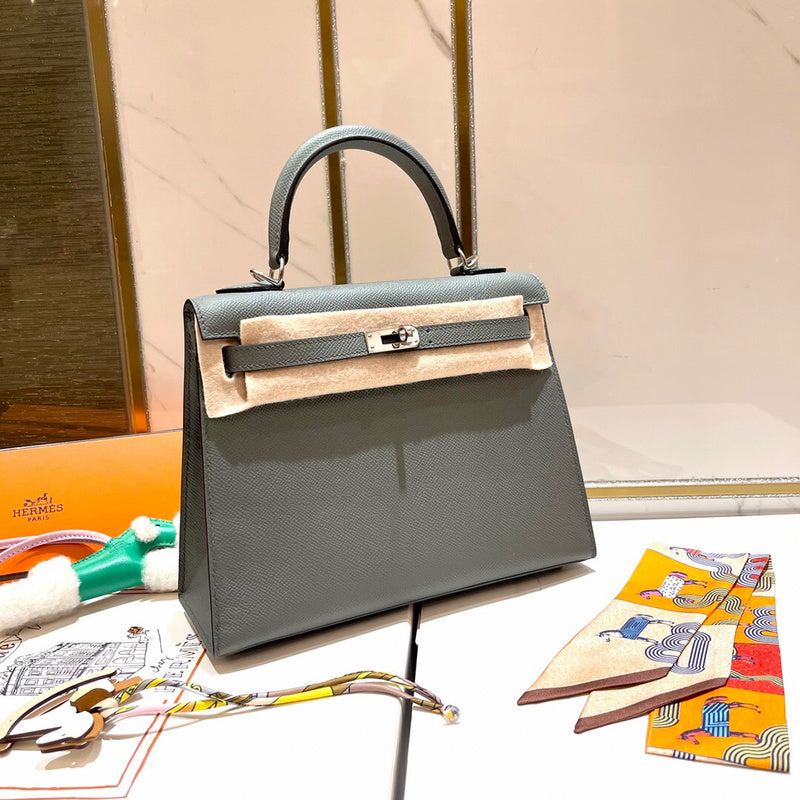 Amelia - HMS Bags - 1703