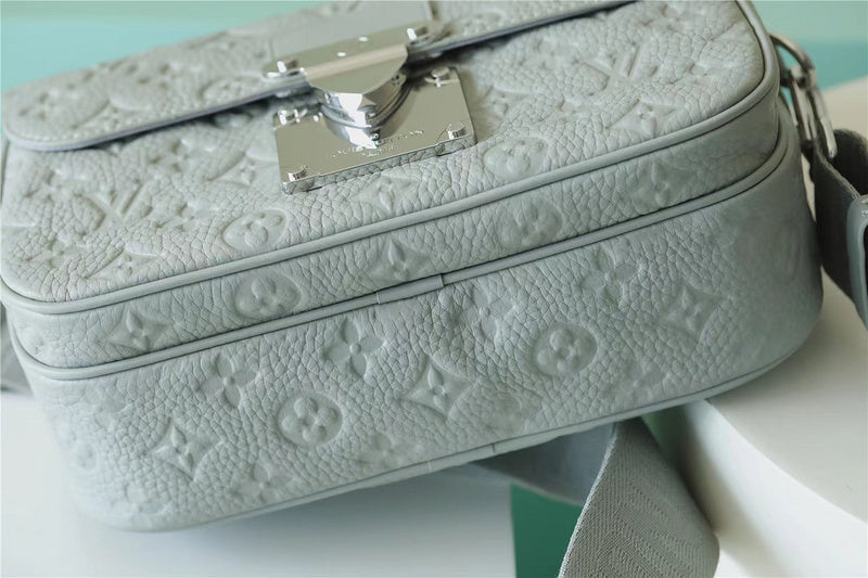 Fan Fashion Lu-Vi bags - 9909