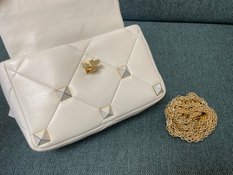 Amelia's Bag Gallery - VEL Bags - 367