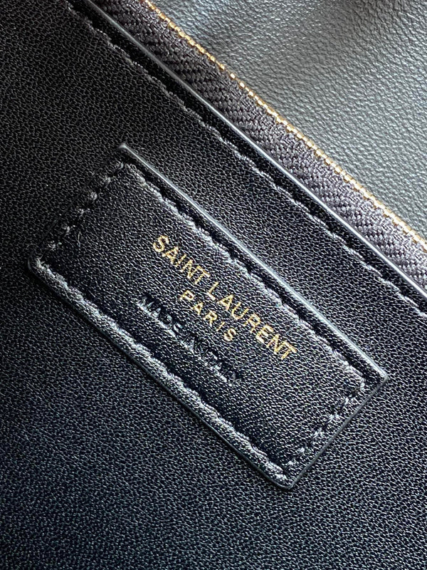 Amelia - YSL Bag - 4178