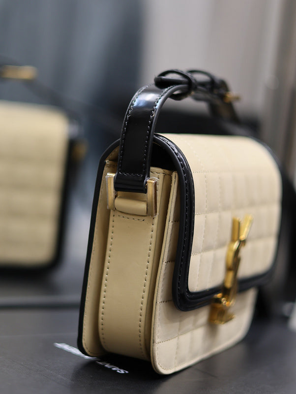 Amelia - YSL Bag - 4007