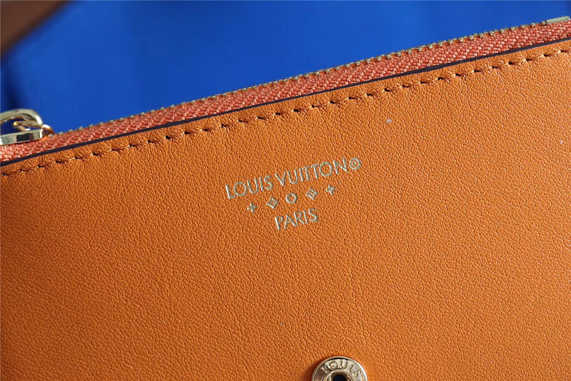Fan Fashion Lu-Vi bags - 8972