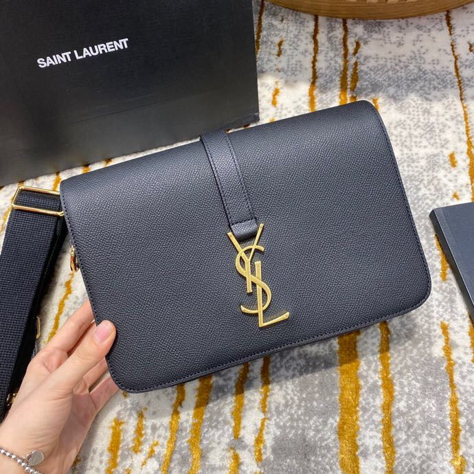 Amelia - YSL Bag - 3776