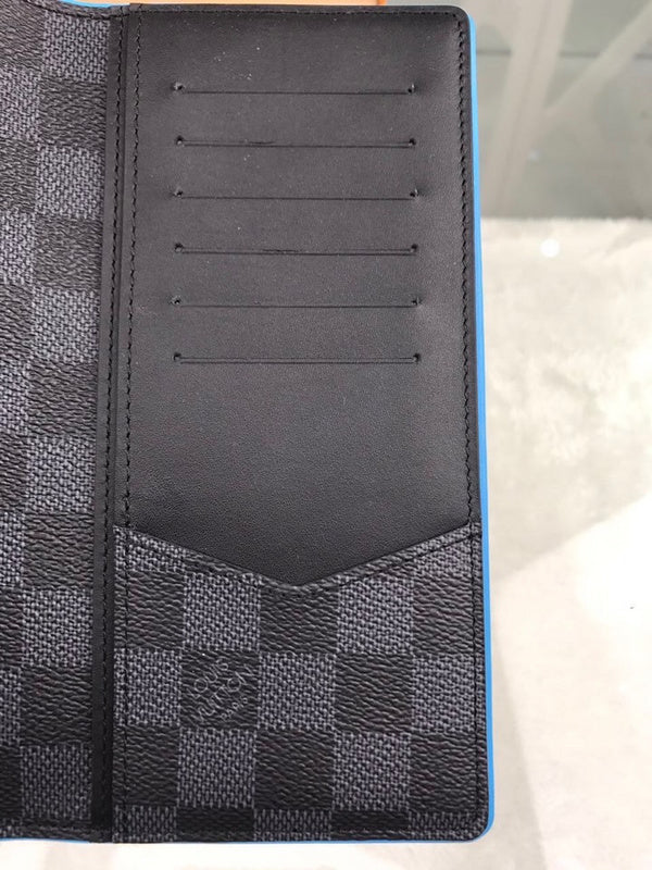 Fan Fashion Lu-Vi bags - 10994