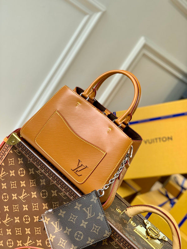 Fan Fashion Lu-Vi Bags - 16742