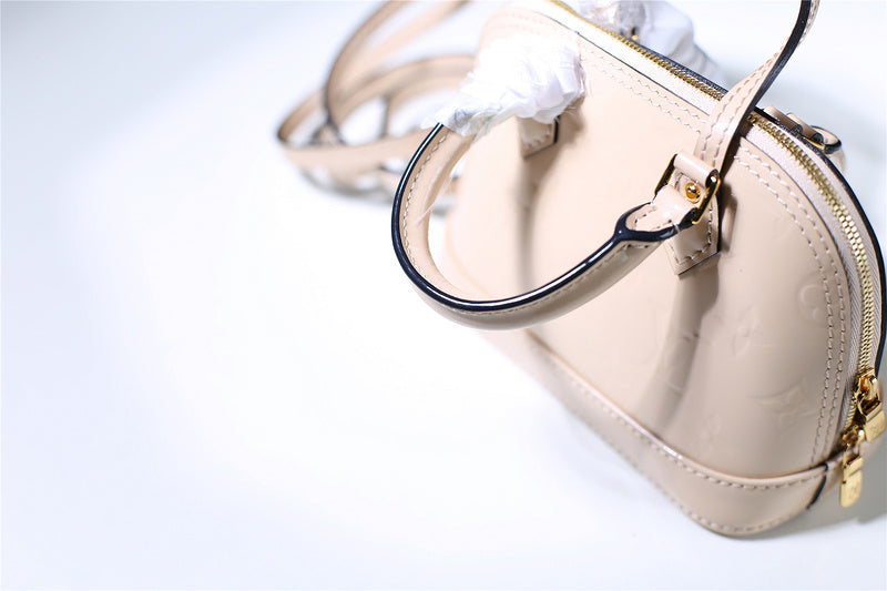 Amelia - LOV Lady Bags - 1945