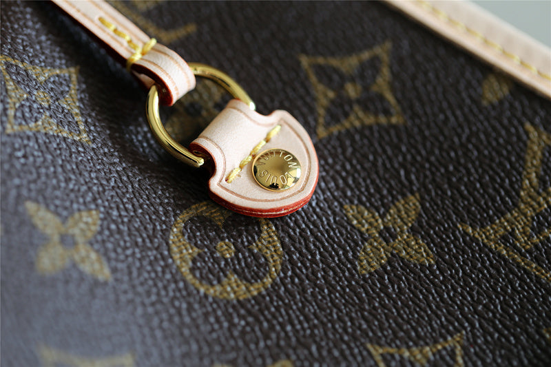 Fan Fashion Lu-Vi bags - 8109