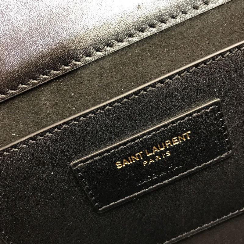 Amelia - YSL Bag - 1960