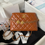 Wellow Bags - Chanel - Bags  - 220