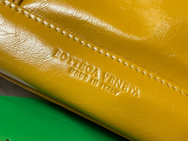 B-VENETA STYLISH HANBAGS FOR WOMEN - - 054