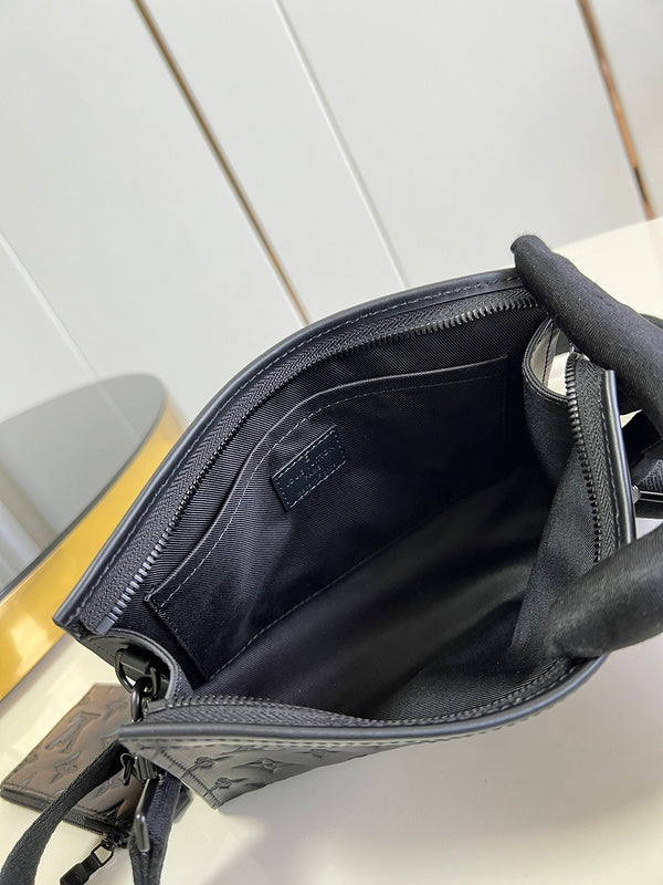 Fan Fashion Lu-Vi bags - 17125