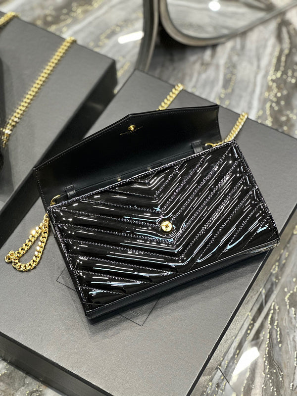 Amelia - YSL Bag - 3941
