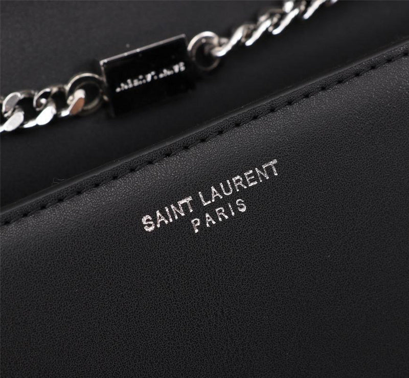 Amelia - YSL Bag - 2579