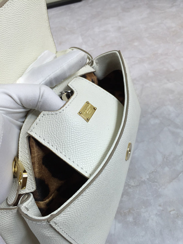 Amelia- DG Bags - 221