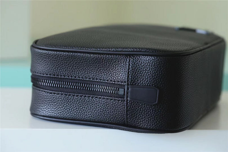 Fan Fashion Lu-Vi bags - 10679