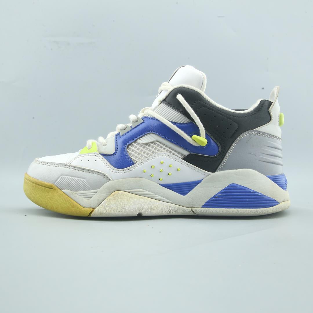 LI-NING .