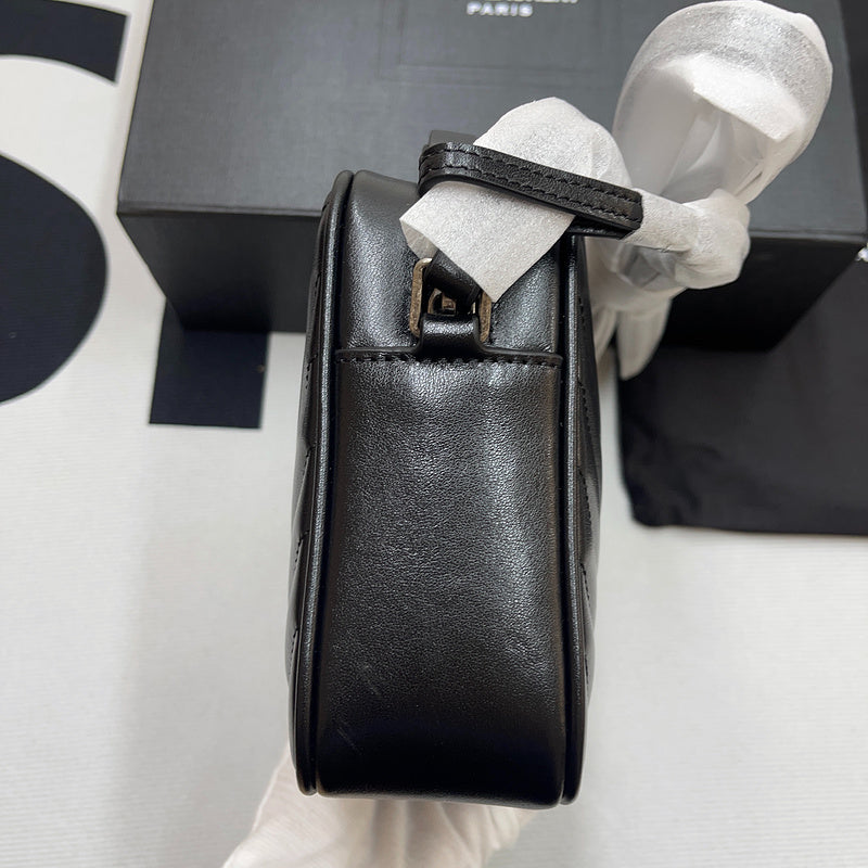 Amelia - YSL Bag - 2117