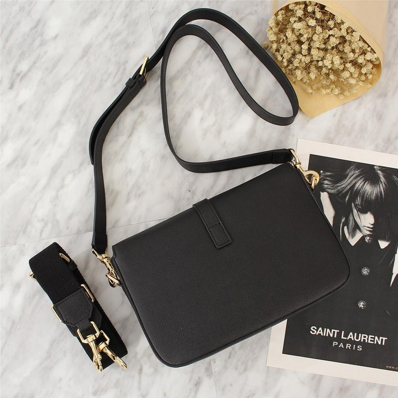 Amelia - YSL Bag - 2632