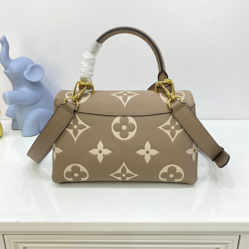 Fan Fashion Lu-Vi Bags - 16666