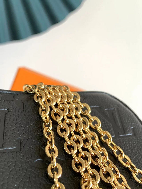 Fan Fashion Lu-Vi Bags - 16771