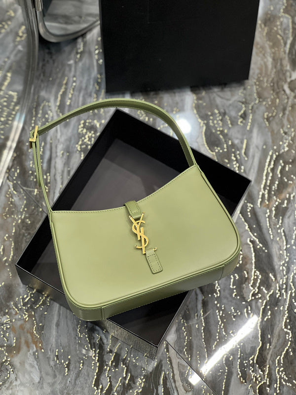 Amelia - YSL Bag - 2477