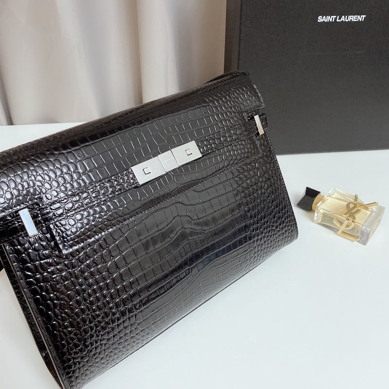 Amelia - YSL Bag - 3822