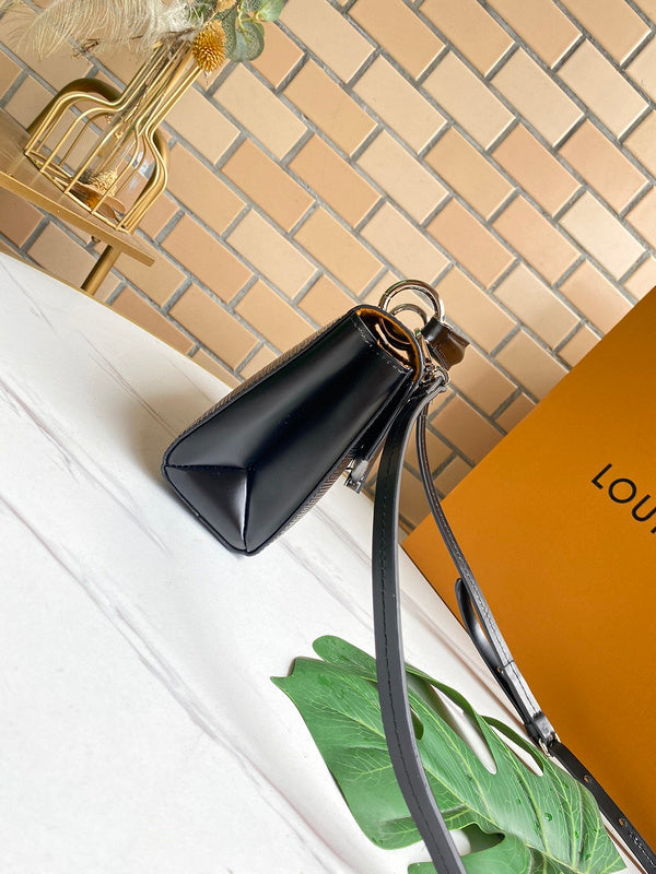 Amelia - LOV Lady Bags - 1049