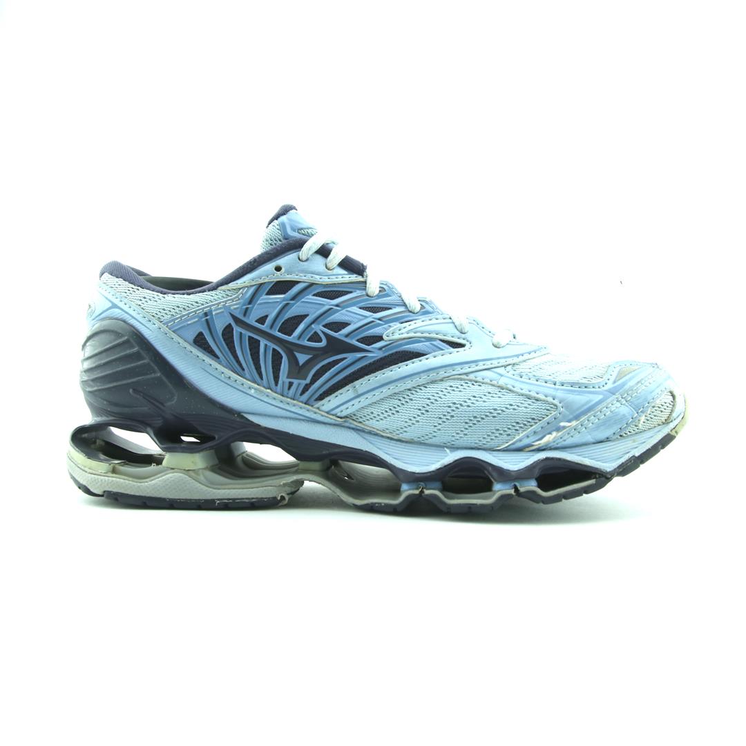MIZUNO WAVE PROPHECY 8