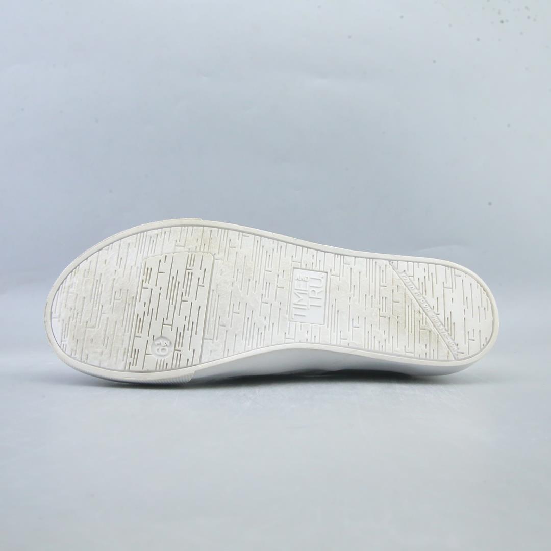 TIME AND TRU MEMORY FOAM