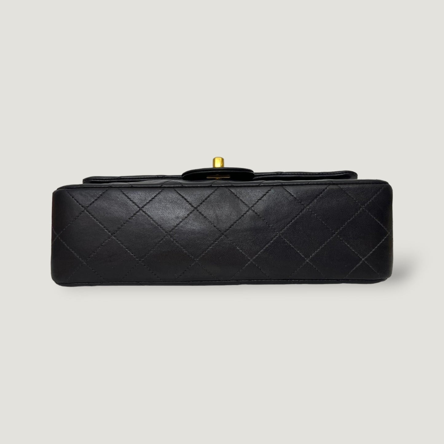 CHANEL CLASSIC SMALL BAG