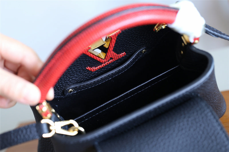 Fan Fashion Lu-Vi bags - 8347