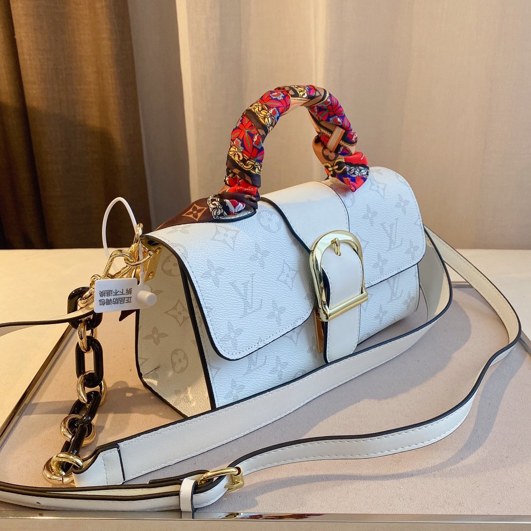 Luxury Handbags Louis Vuitton 090