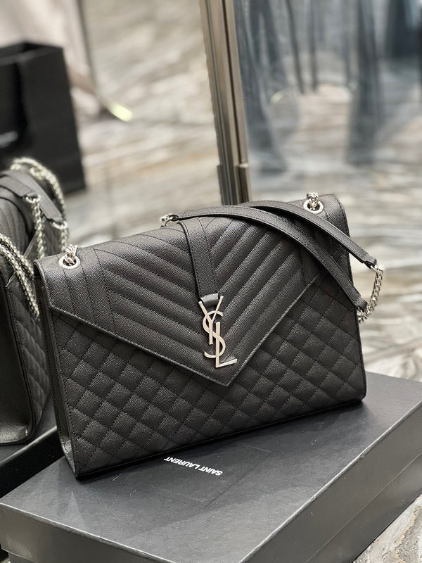 Amelia - YSL Bag - 1886