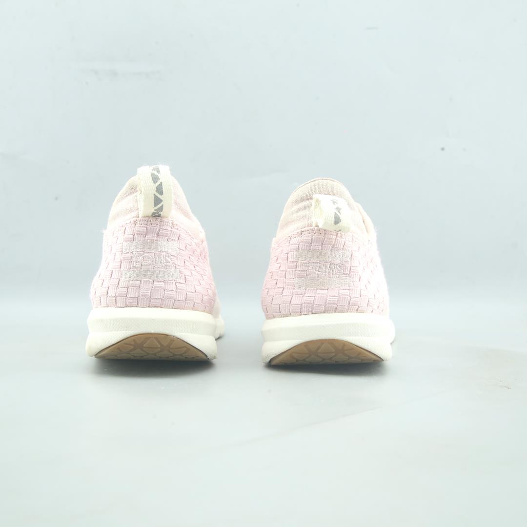 TOMS  CABRILLO