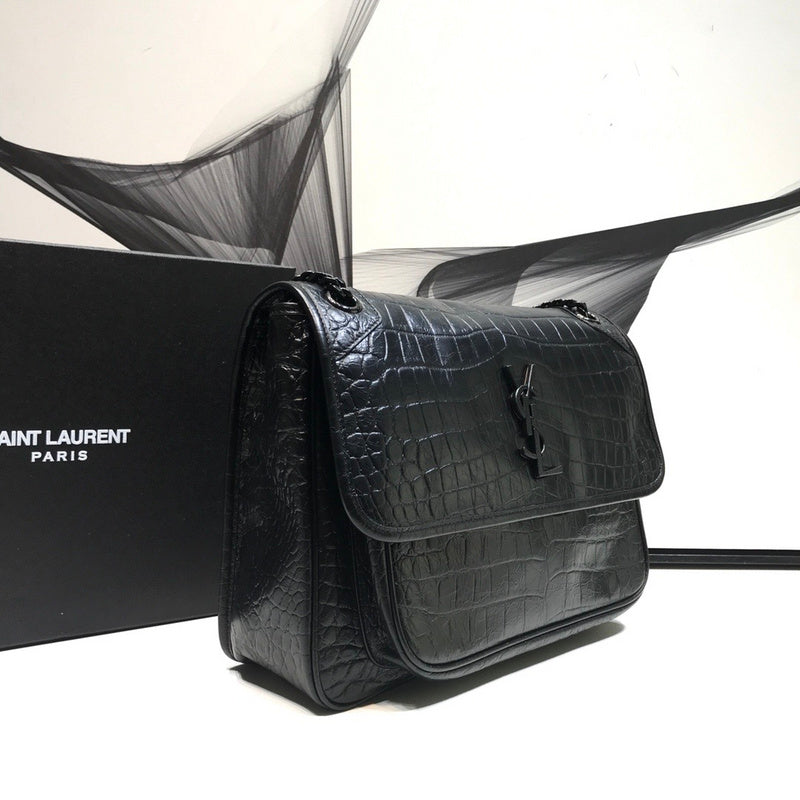 Amelia - YSL Bag - 2240