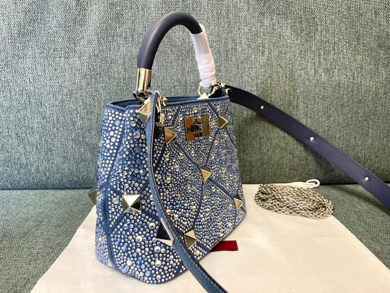 Amelia's Bag Gallery - VEL Bags - 003