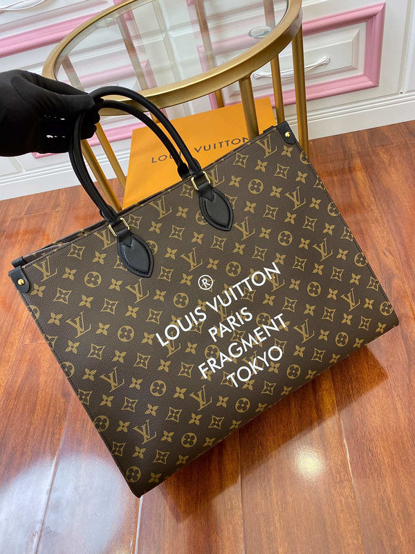 Fan Fashion Lu-Vi bags - 17806