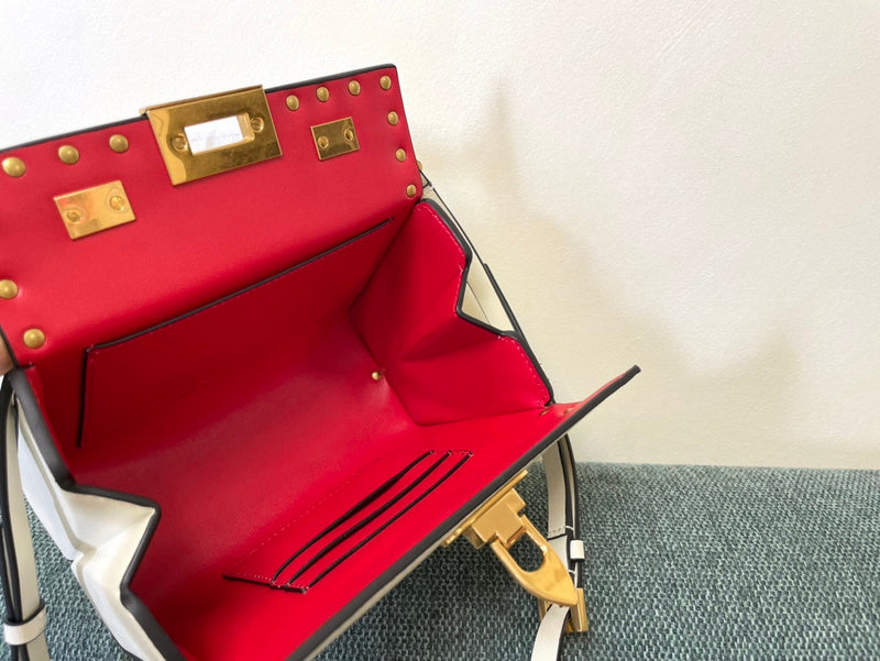 VAL LUXURY BAGS - FOR FASHION LOVERS  AFFORDABLE LUXURY BAGS- 1328