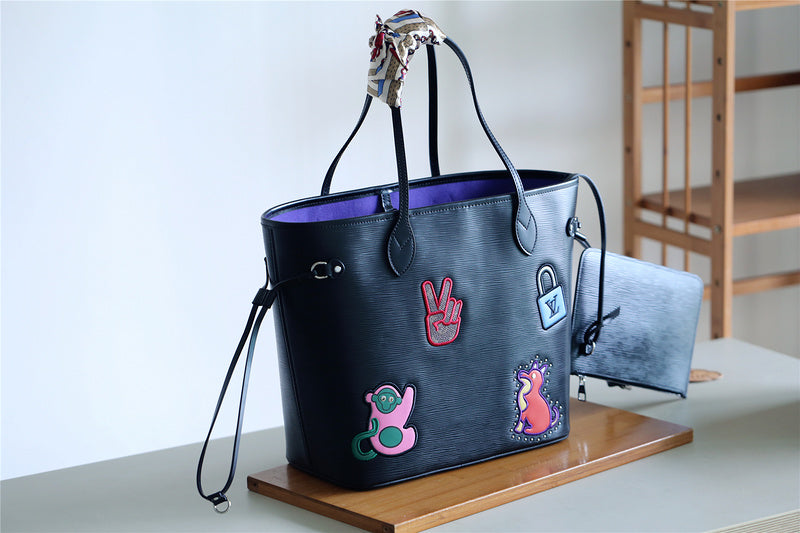Fan Fashion Lu-Vi bags - 8097